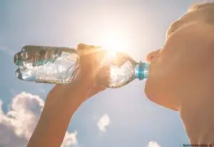 water drinken belangrijk in zomer zon